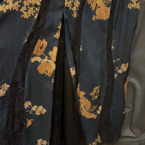 Sachin and Babi Mumbai dress - Picture 6 of 11